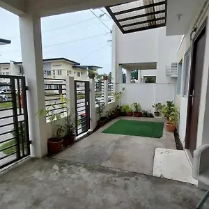 2 Storey House 4 Bedroom Diamond Heights Near Airport Holiday home Davao