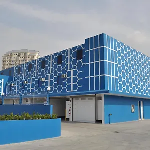 Dream World Pinas Hotel